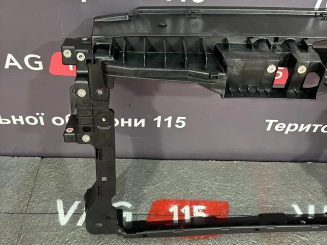 FP7114200 Soporte de radiador  en stock Sabadell