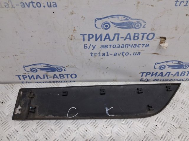 877322S000 HYUNDAI Revestimiento de la puerta trasera derecha  en stock Gandía