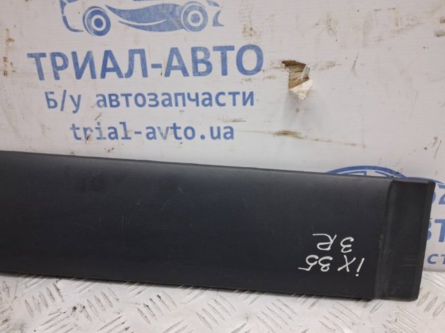 877322S000 HYUNDAI Revestimiento de la puerta trasera derecha  comprar en Oviedo