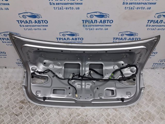 MAZDA GHY05261X Tapa maletero  en stock Salamanca