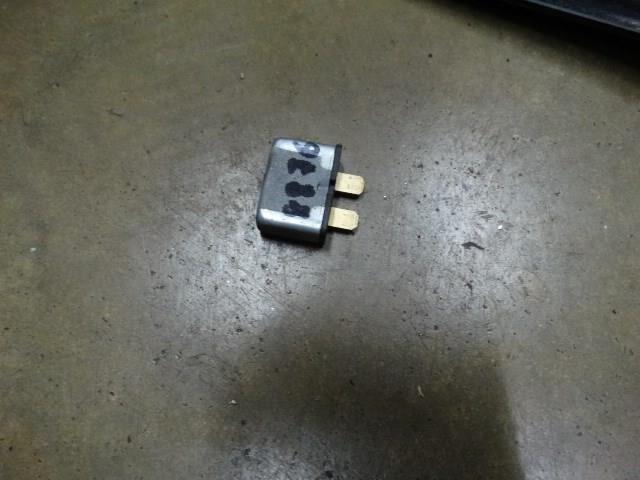 443937105A VAG Fusible  disponible Ourense