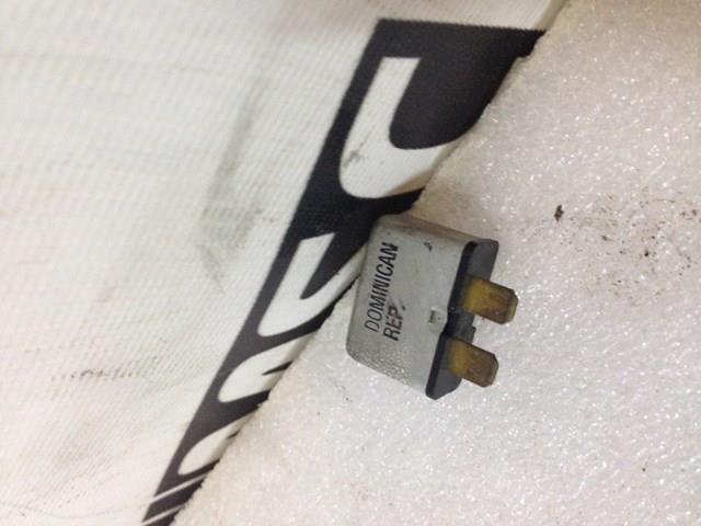 443937105A VAG Fusible  disponible Vigo