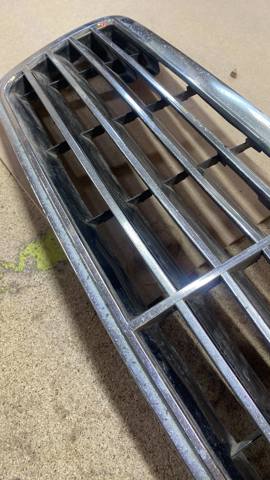 A2038800223 MERCEDES Parrilla  en stock Huelva