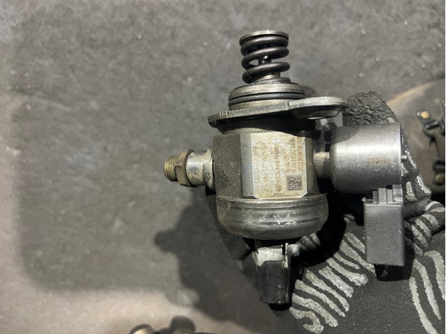 VAG 06H127025Q Bomba inyectora comprar Pamplona