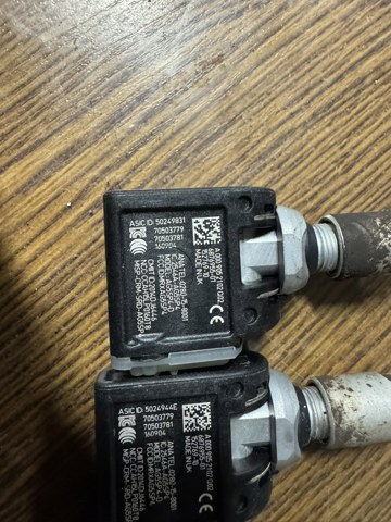 A0009052102 Sensor De Presion De Neumaticos  disponible Utrera