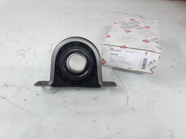 270300 Suspensión, árbol de transmisión  en stock Granada