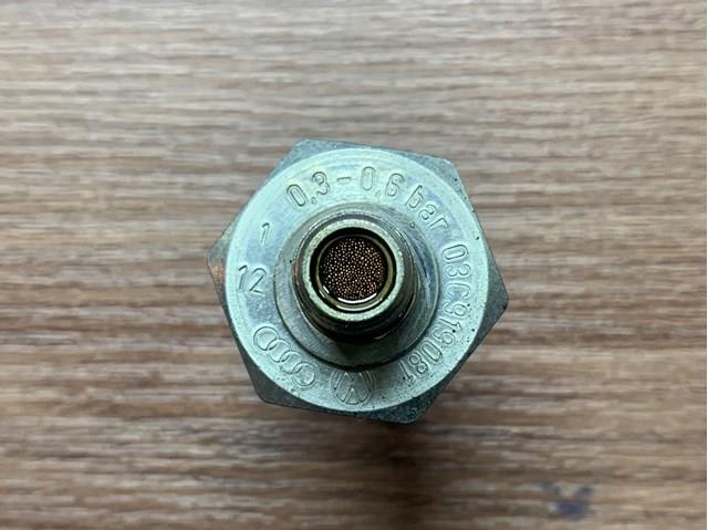 VAG 03C919081 Sensor de presión de aceite  en stock Salamanca