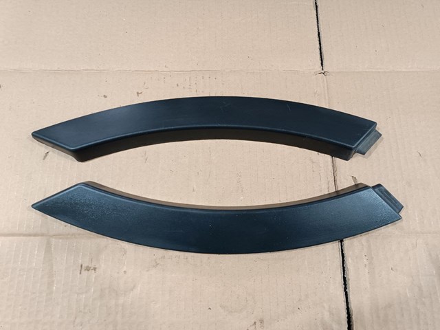 LAND ROVER LR027251 Moldura de guardabarro trasero derecho comprar Pamplona