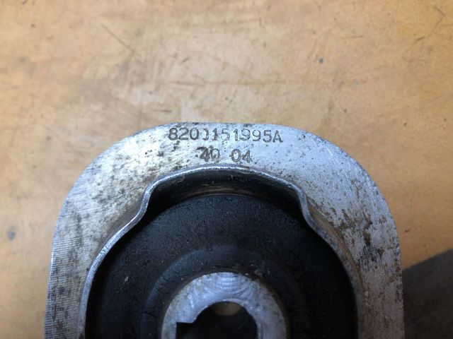 RENAULT 8200151995 Soporte de motor trasero  en stock Valencia