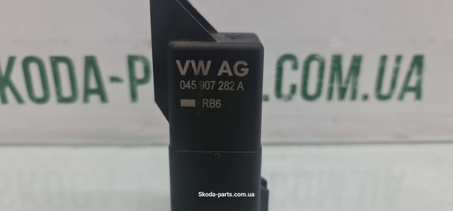 045907282A Relé de bujía de precalentamiento  comprar en Reus