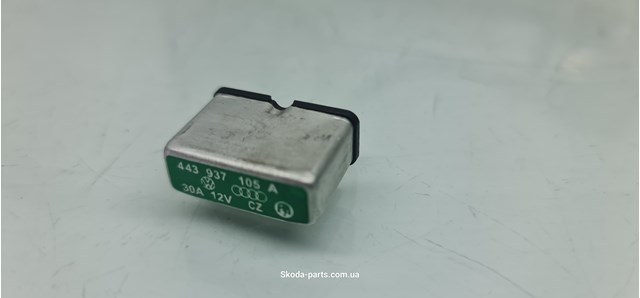 443937105A Fusibles  en stock Sabadell