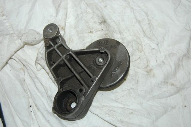 VAG 059145283A Tensor de correa poli V  en stock Valencia