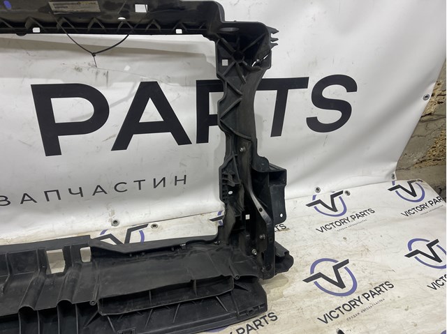 5N0805588F VAG Soporte de radiador  en stock Huelva