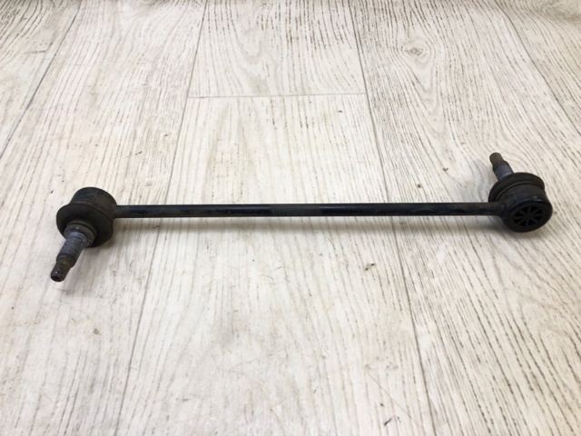 54830F2000 Bieleta estabilizadora delantera  en stock Granada