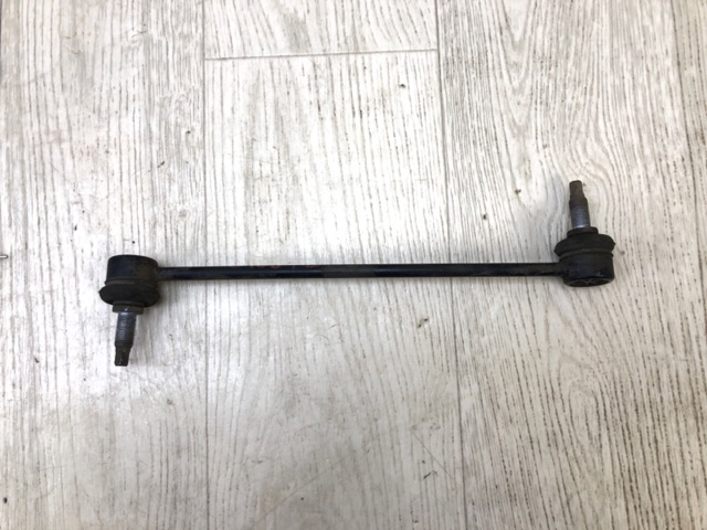 54830F2000 Bieleta estabilizadora delantera  en stock Granada