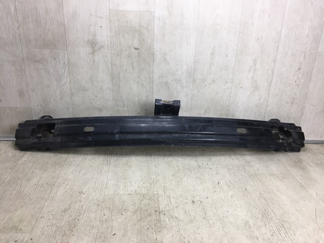 865301G000 HYUNDAI Refuerzo parachoque delantero  en stock Huelva