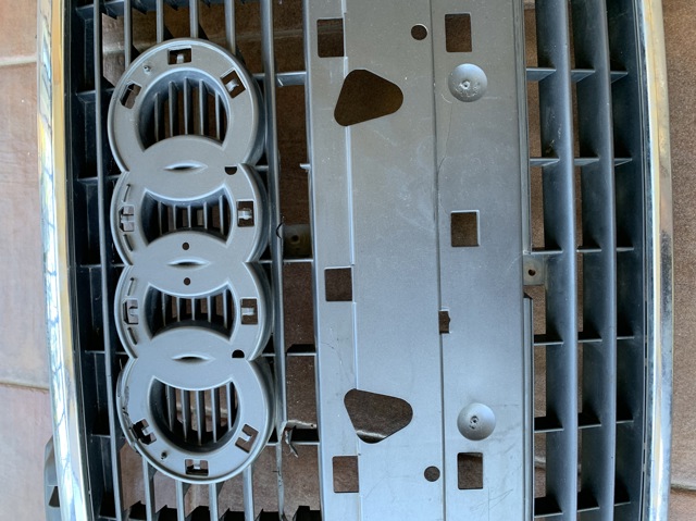 VAG 8E0853651J Panal de radiador  disponible Lugo