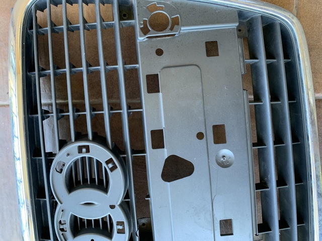 8E0853651J VAG Parrilla  en stock Gandía