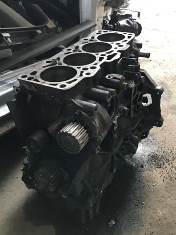VAG 03G100098BX Motor completo  disponible España