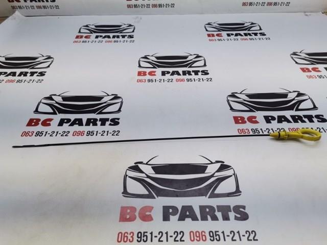 06K115611B Varilla de nivel de aceite  en stock Castellón