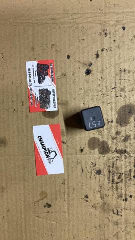 0281003032 Relé de los calentadores  en stock Sabadell