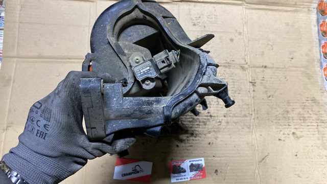 036129711CE Colector de admisión, suministro de aire  comprar en Zaragoza