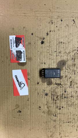 038907281B VAG Relé de los calentadores  en stock Gandía