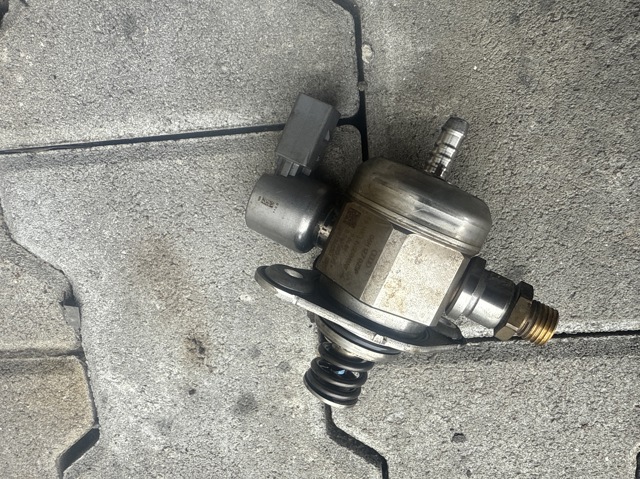 06H127025P VAG Bomba de alta presión  comprar en Lleida