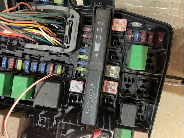 1879001316 Fusibles  en stock Castellón