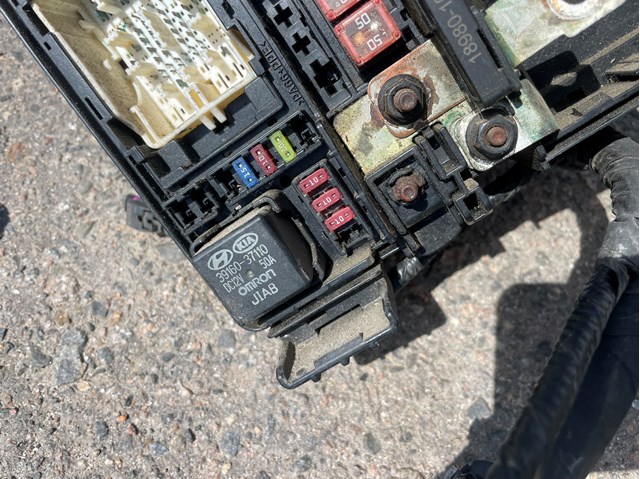 3916037110 Relé de bujía de precalentamiento  comprar en Pontevedra