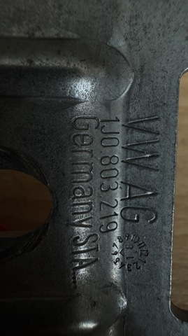 VAG 1J0803219 Montaje De Bateria (Soporte)  en stock Valencia