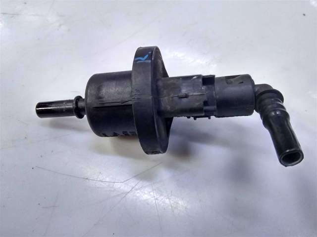 8200660852 RENAULT Valvula de purga del canister  en stock Huelva