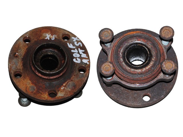 VAG 8J0598625 Buje de rueda delantero  en stock Terrassa