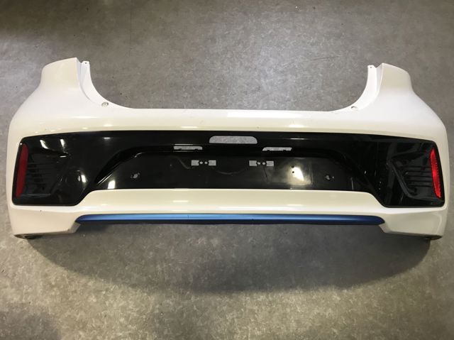 86610G2010 Moldura de parachoques trasero comprar Sevilla