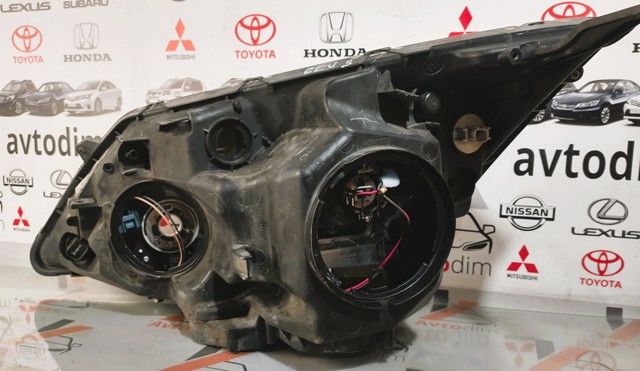 33101SWWG01 Faro derecho  en stock Sabadell