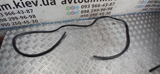 MR274057 Moldura de parabrisas  comprar en Zaragoza