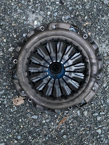 MN171120 MITSUBISHI Plato de presión del embrague  disponible Alicante