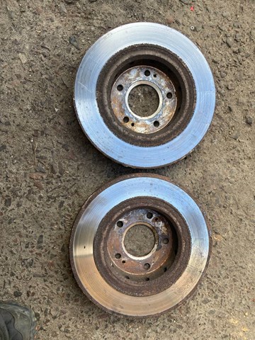 MR205215 MITSUBISHI Freno de disco delantero  disponible Alicante