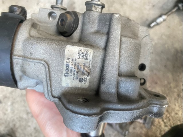 03L130755AA Bomba inyectora comprar Sevilla