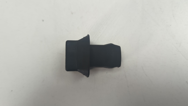 7L0121276A Cola de escape comprar Sevilla