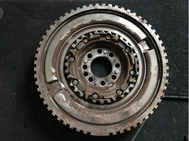 HYUNDAI 232002A405 Volante bimasa  en stock Valencia