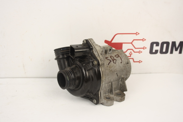 BMW 11517632426 Bomba de agua  en stock Salamanca
