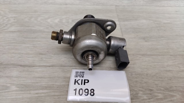 06A127026B Bomba de alta presión  disponible Utrera