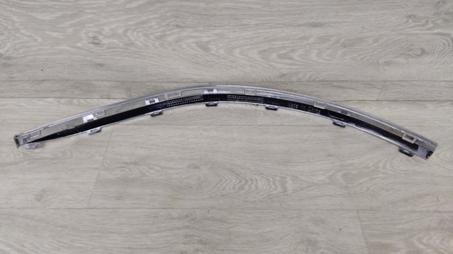 760853841 VAG Moldura de parachoques trasero izquierdo  disponible Vigo