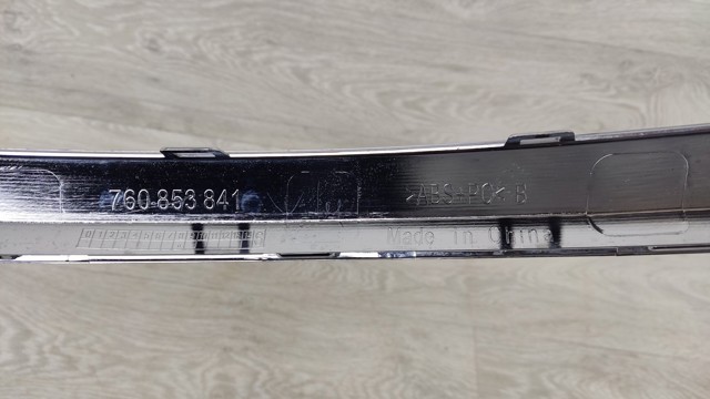 VAG 760853841 Moldura de parachoques trasero izquierdo  comprar en Albacete