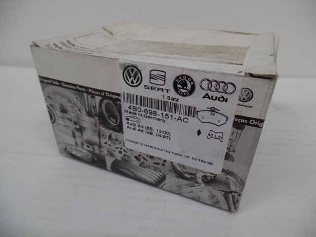 4B0698151AC VAG