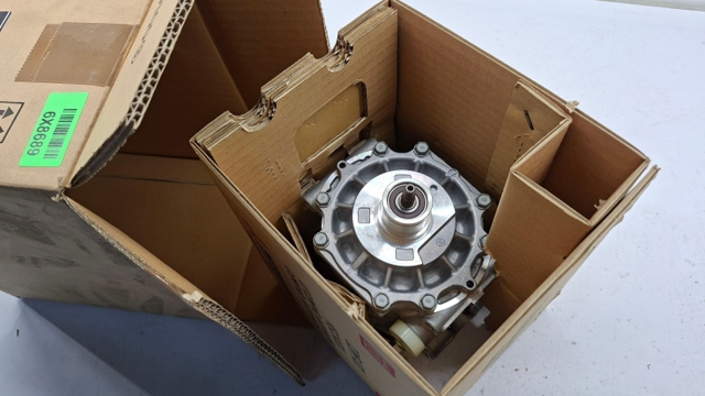 7813A036 Mitsubishi