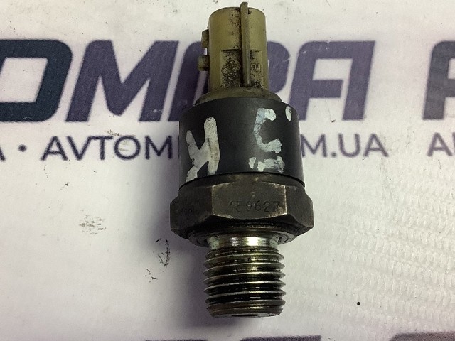 8200671272 RENAULT Sensor de presión de aceite comprar Alcalá