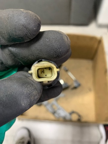 NISSAN 2524000Q0A Indicador, presión del aceite  comprar en Albacete