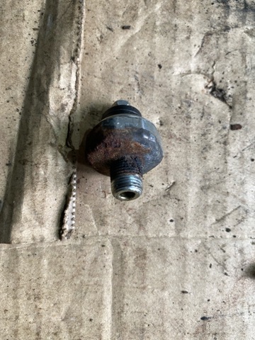 25240KA050 SUBARU Sensor de presión de aceite  en stock Gandía